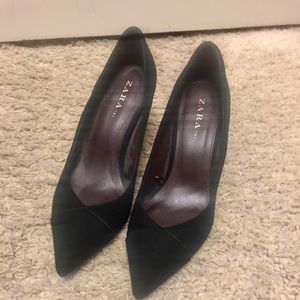 Zara suede pumps
